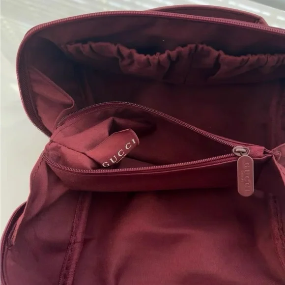 Gucci Beauty Burgundy Cosmetic Bag - Picture 5 of 8